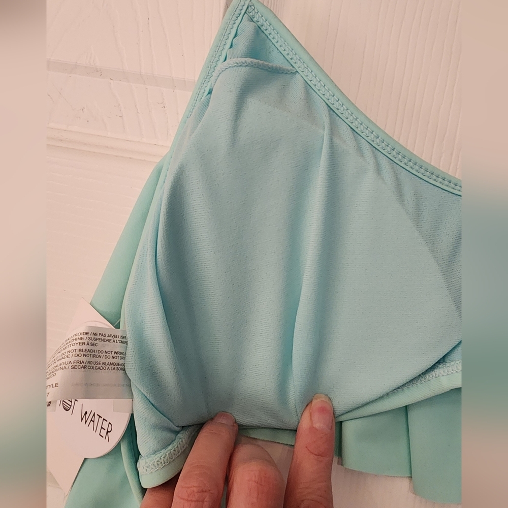 HOT WATER Ruffle Bikini Top In Glacier Size Large - Picture 5 of 8